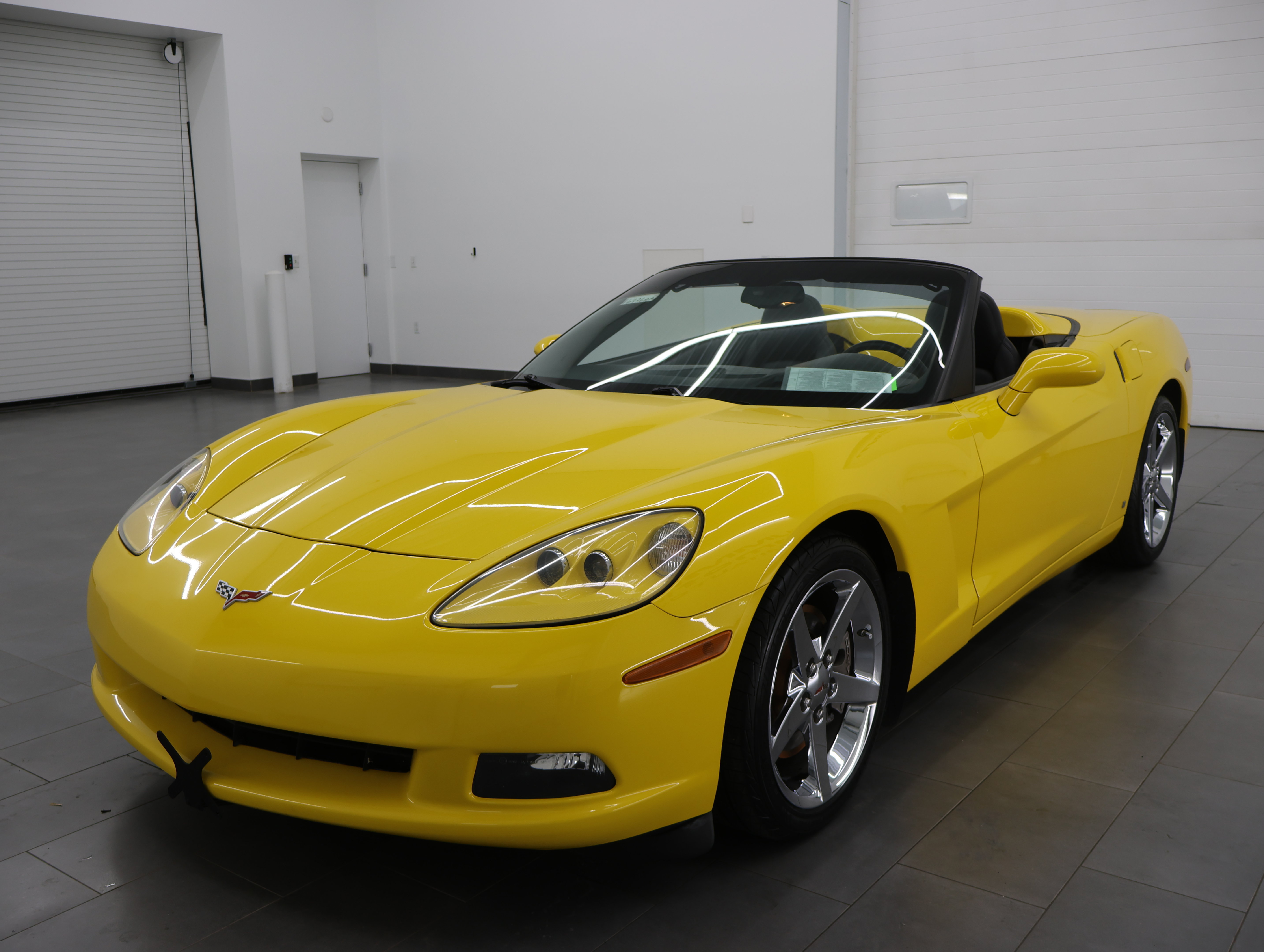 Used 2007 Chevrolet Corvette Coupe w/ Preferred Equipment Group RWD image 40