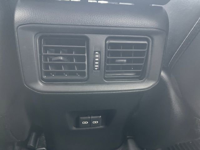 Used 2023 Toyota RAV4 XLE Premium image 16