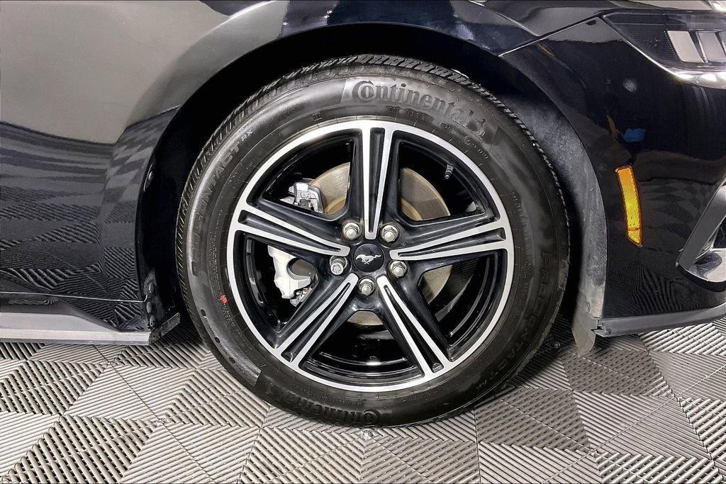 Used 2024 Ford Mustang Coupe image 10