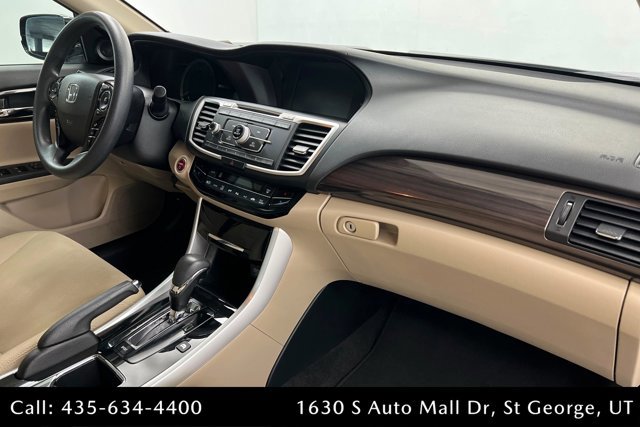 Used 2017 Honda Accord Hybrid Sedan image 23