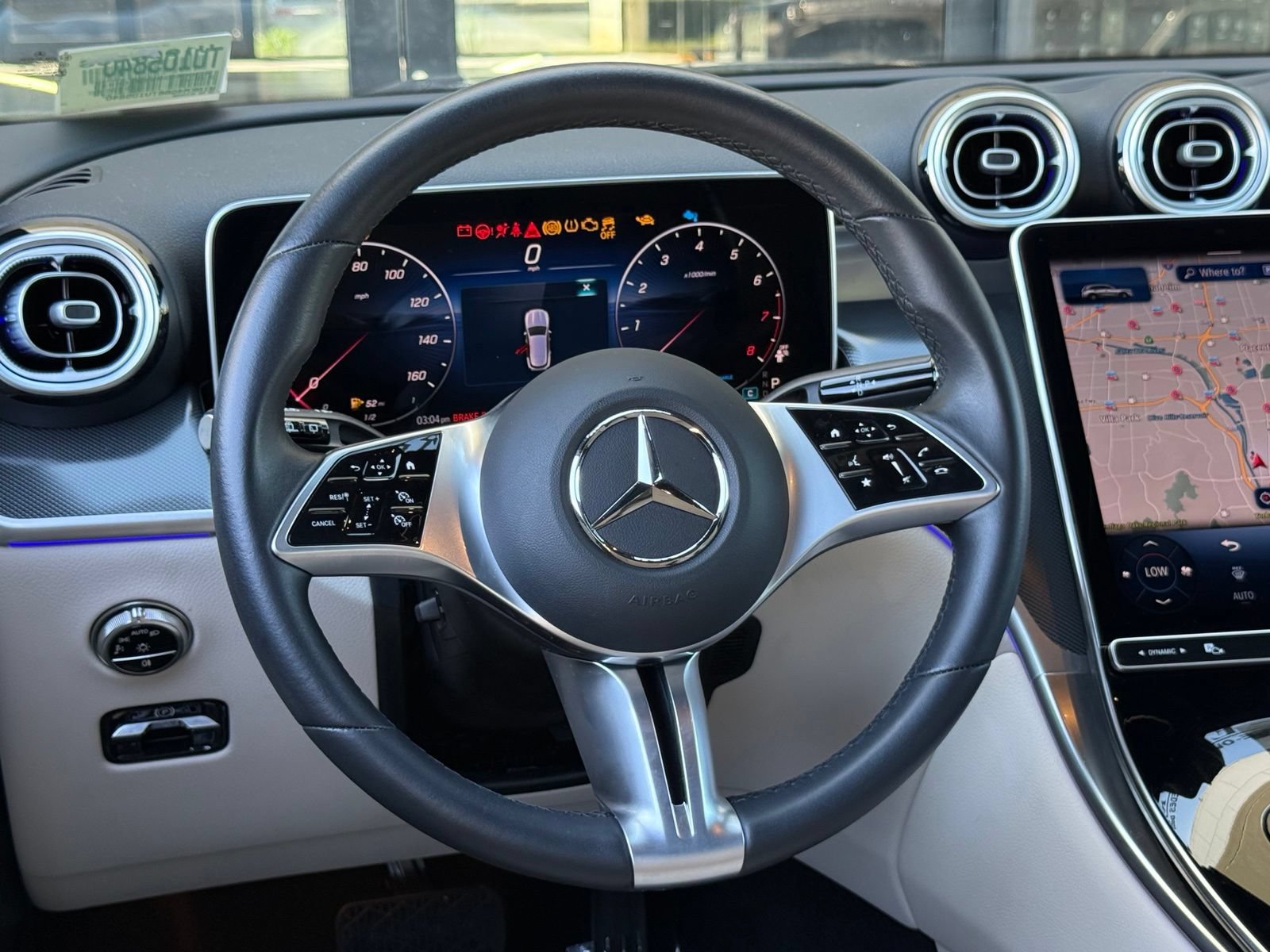 Used 2026 Mercedes-Benz GLC 300 image 39