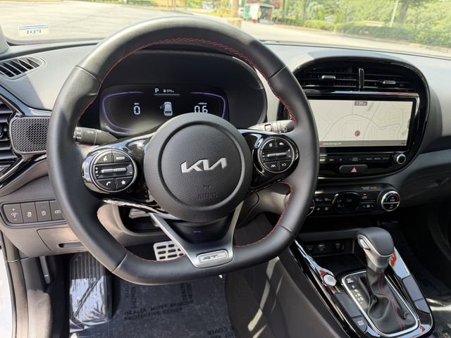 Certified 2025 Kia Soul GT-Line FWD image 17