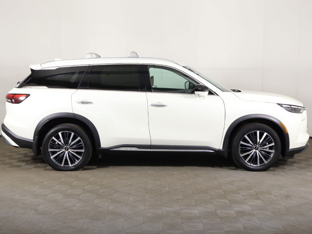 Used 2023 INFINITI QX60 Sensory w/ Vision Package AWD/4WD image 25