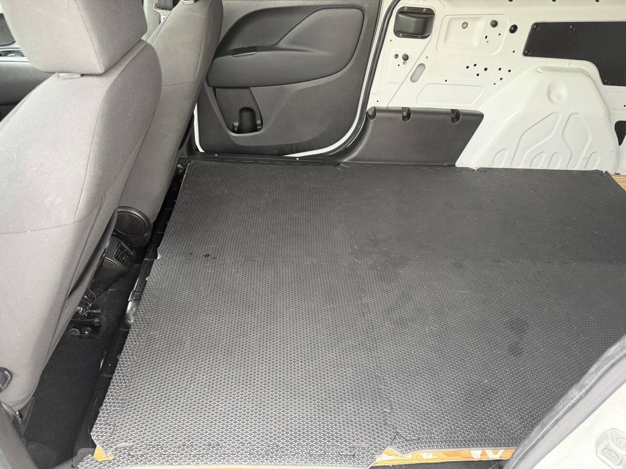 Used 2022 RAM ProMaster City Tradesman FWD image 11