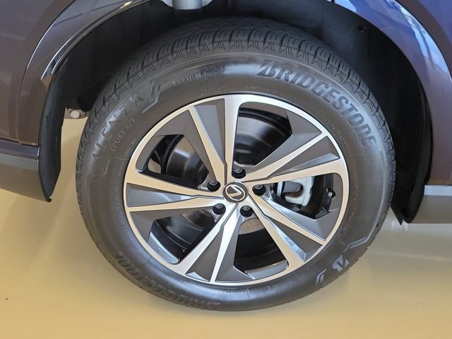 Used 2024 Lexus RX 350 Premium w/ Cold Area Package FWD image 9