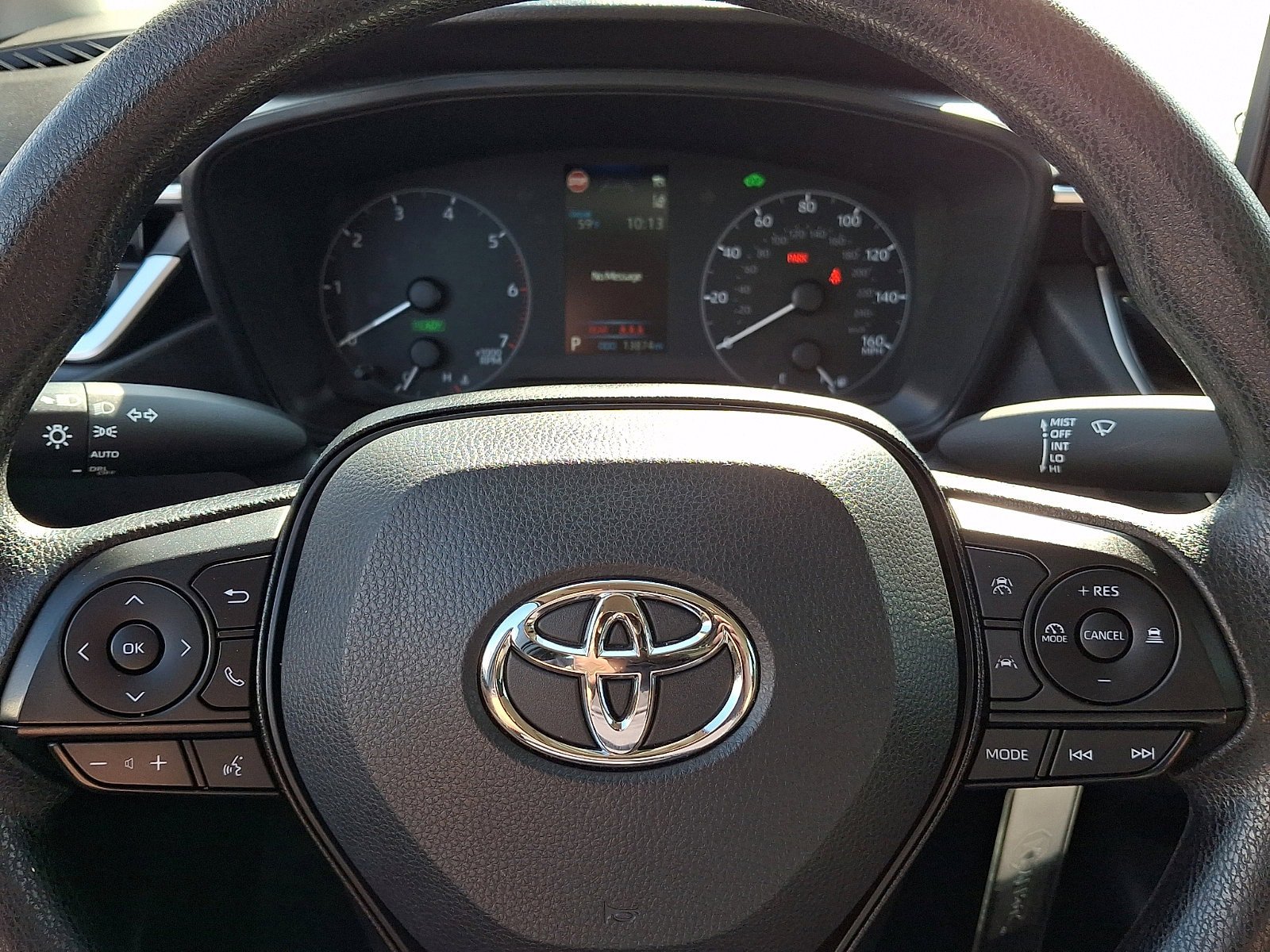 Certified 2025 Toyota Corolla LE FWD image 18