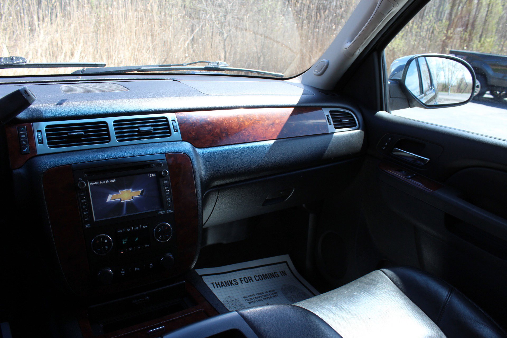 Used 2014 Chevrolet Tahoe LTZ AWD/4WD image 21