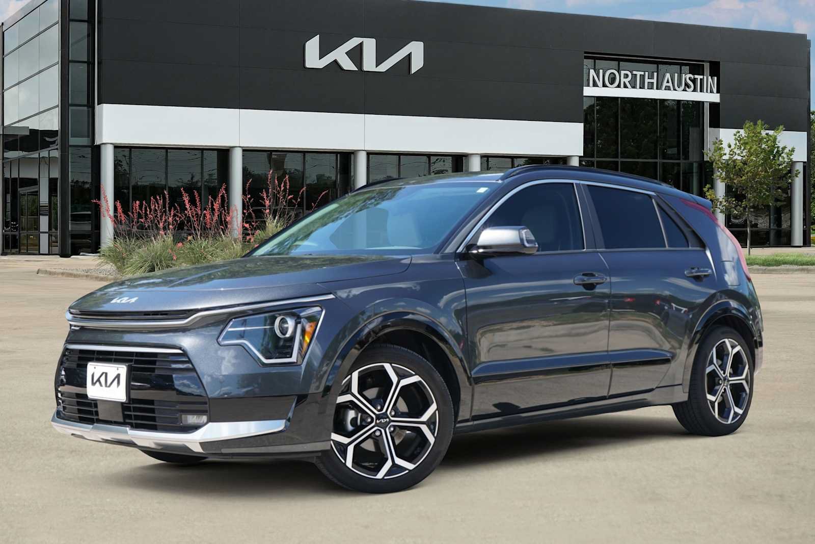 Certified 2024 Kia Niro EX Touring