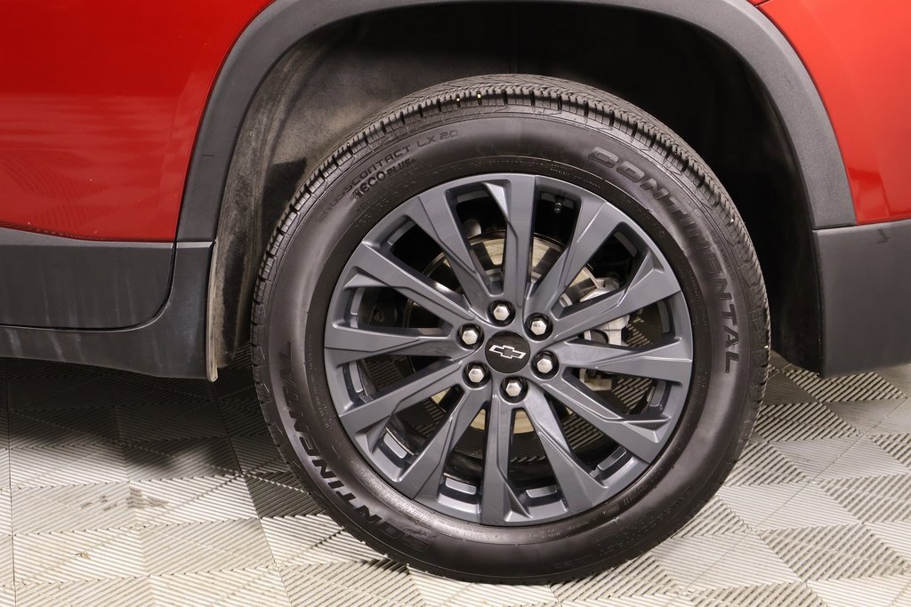 Used 2023 Chevrolet Traverse RS w/ LPO, Floor Liner Package image 19