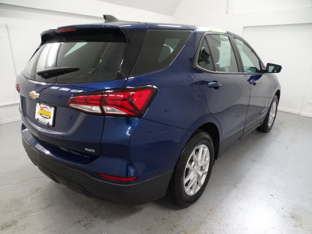 Certified 2022 Chevrolet Equinox LS AWD/4WD image 21