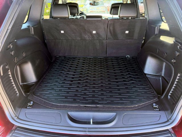 Certified 2021 Jeep Grand Cherokee Limited AWD/4WD image 12