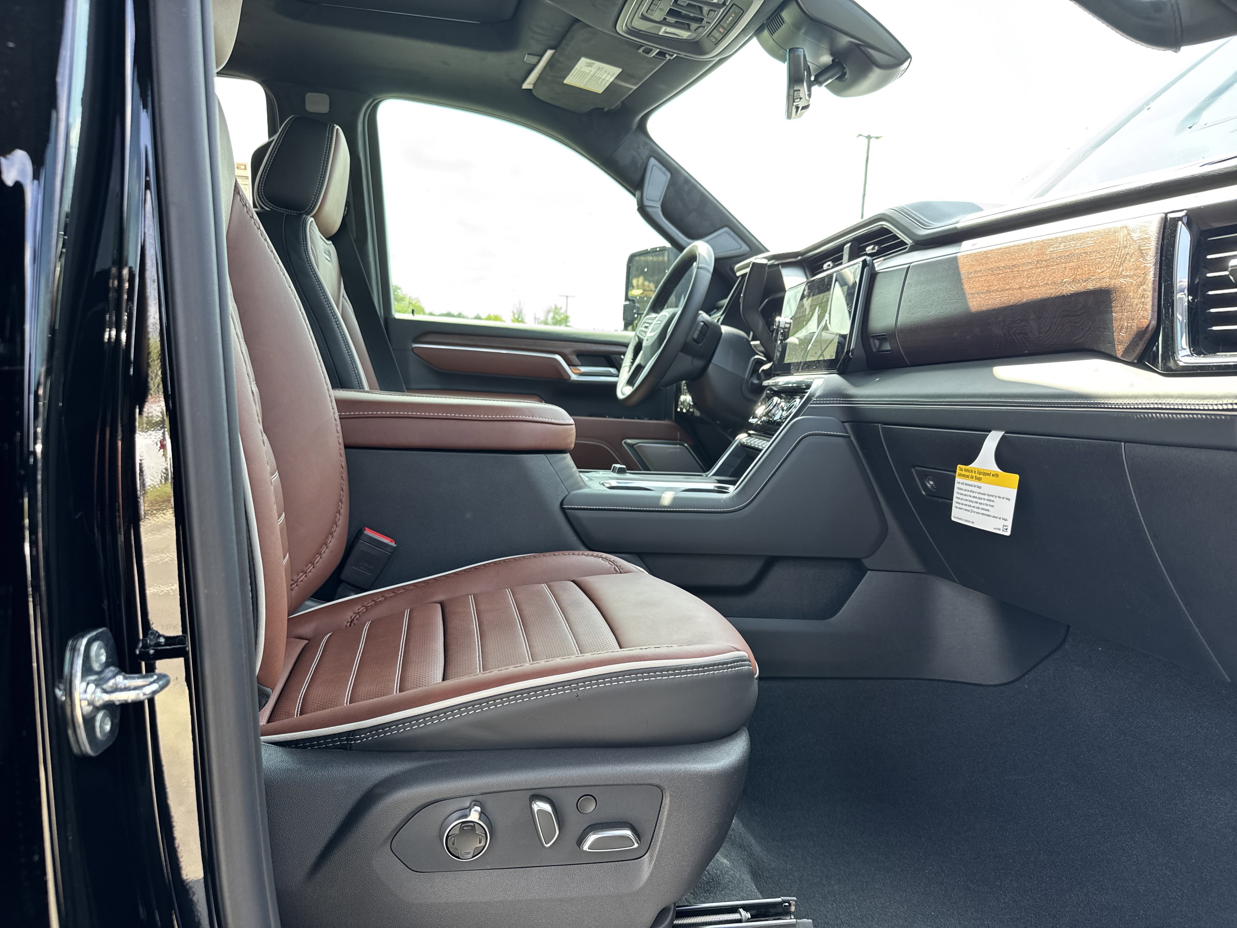 New 2026 GMC Sierra 3500 Denali Ultimate image 31