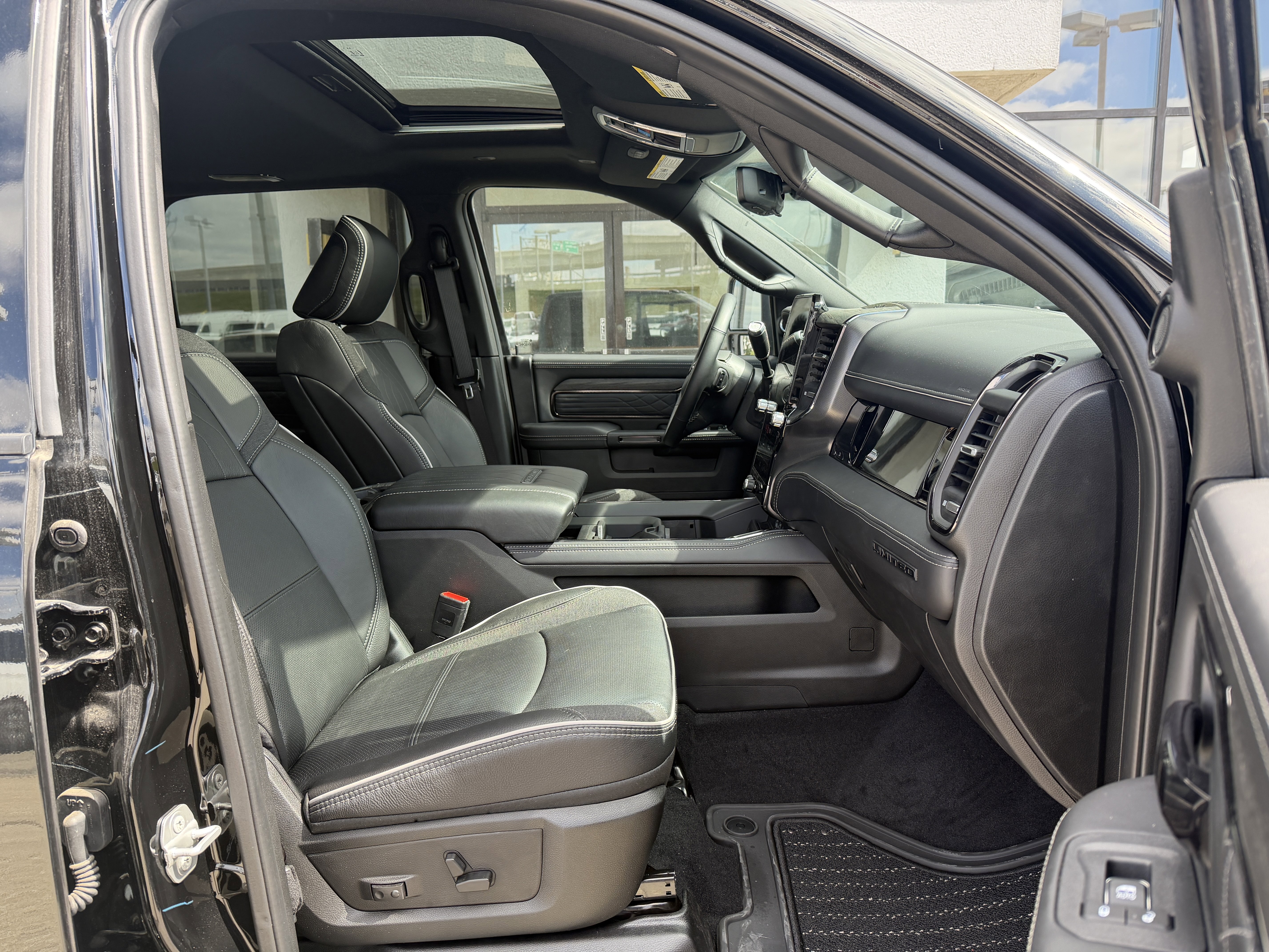 New 2026 RAM 2500 Limited image 27