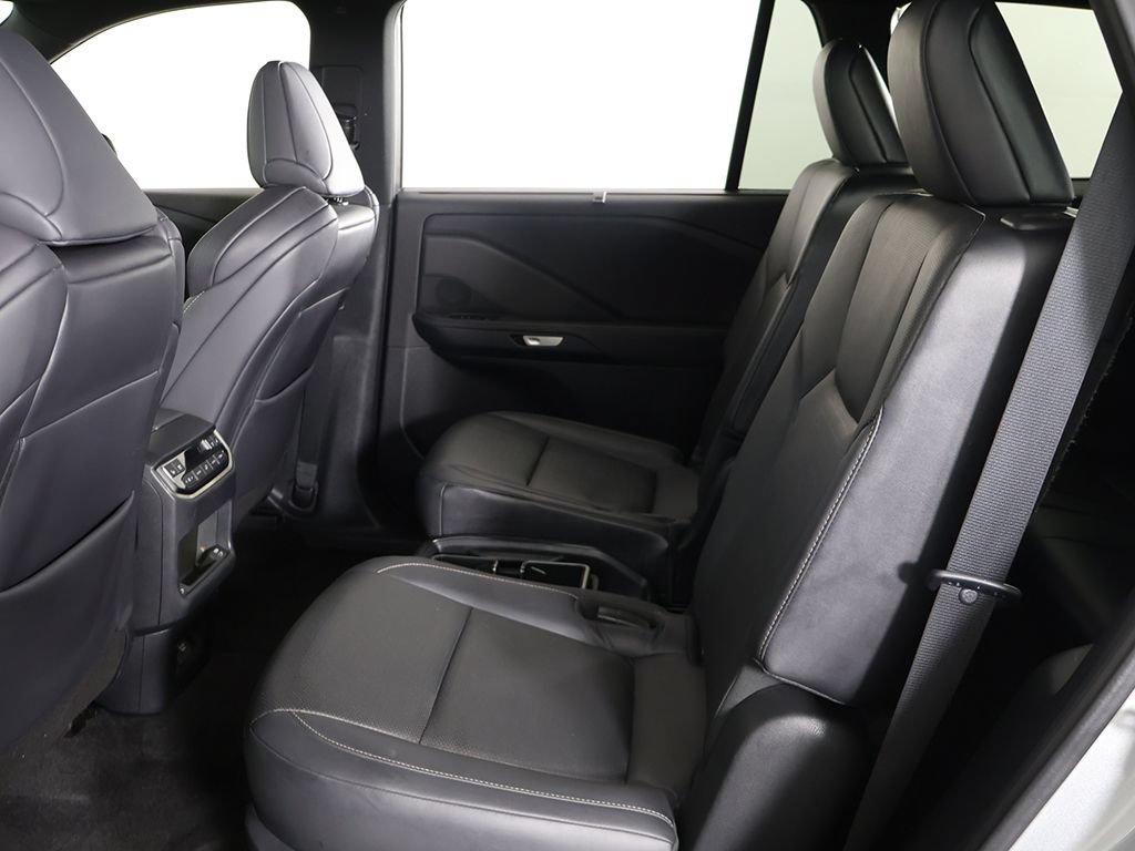 Used 2024 Lexus TX 500h AWD w/ Technology Package image 37