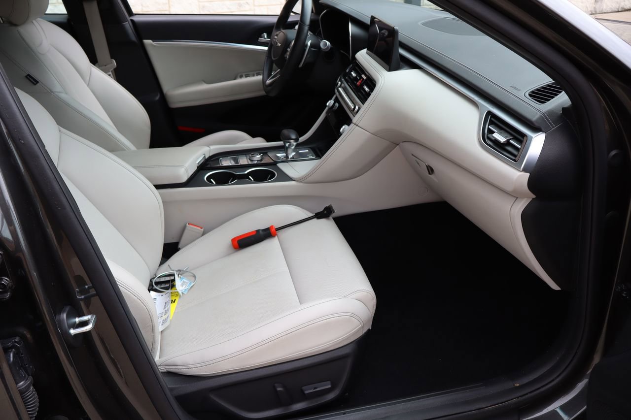 Used 2025 Genesis G70 2.5T AWD/4WD image 15