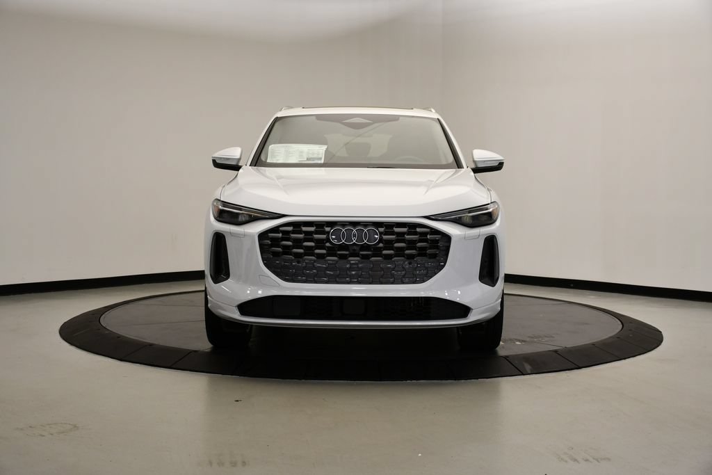 Used 2025 Audi Q5 Premium Plus w/ Premium Plus AWD/4WD image 8