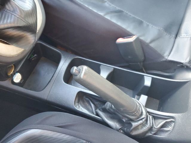 Used 2010 Toyota Matrix S image 26