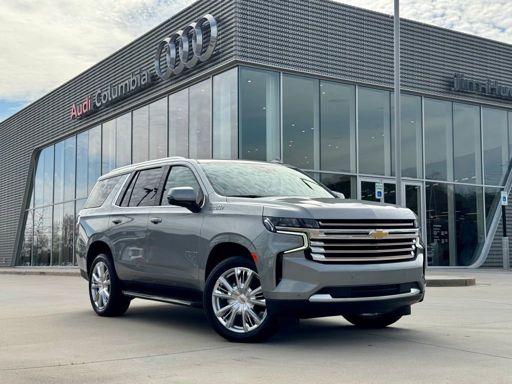 Used 2024 Chevrolet Tahoe High Country w/ Advanced Technology Package AWD/4WD image 2