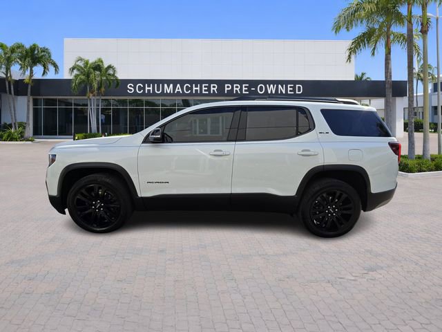 Used 2023 GMC Acadia SLE w/ Driver Convenience Package image 4