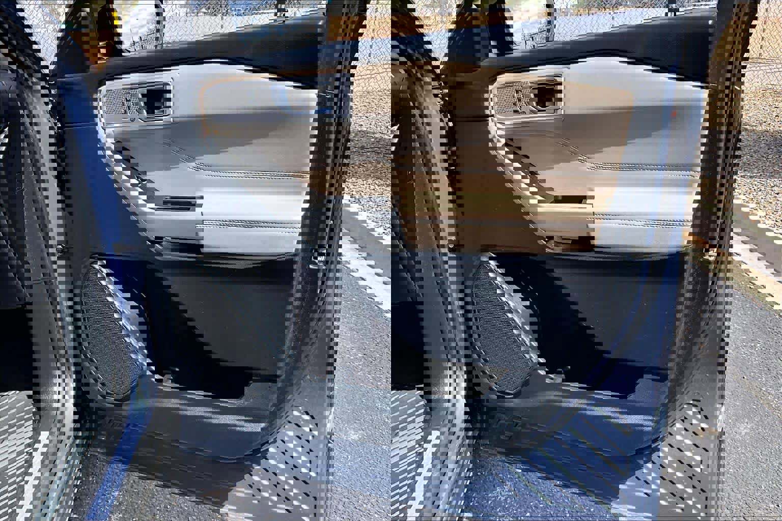 Used 2021 Ford Explorer Limited image 20