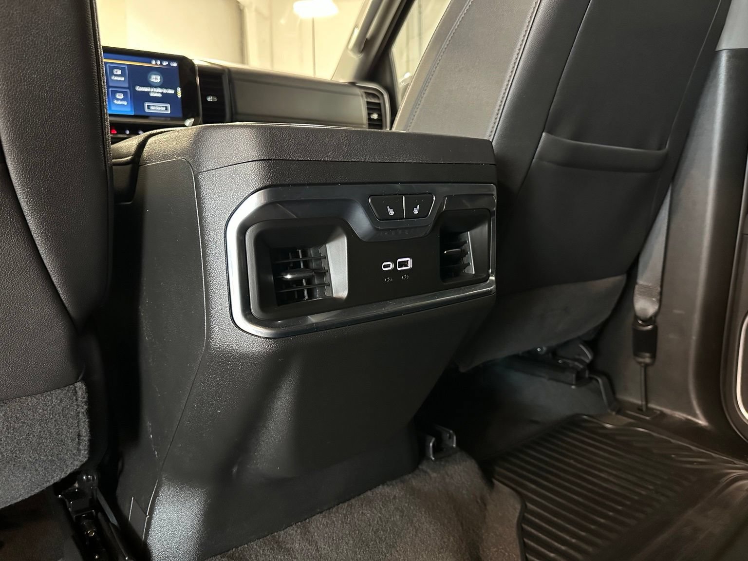 Used 2025 Chevrolet Silverado 1500 LTZ w/ Z71 Off-Road Package AWD/4WD image 35