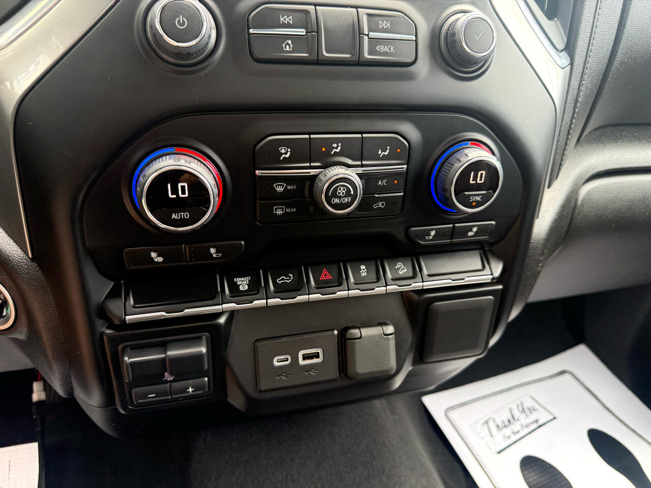 Used 2022 Chevrolet Silverado 3500 LT w/ Convenience Package image 15