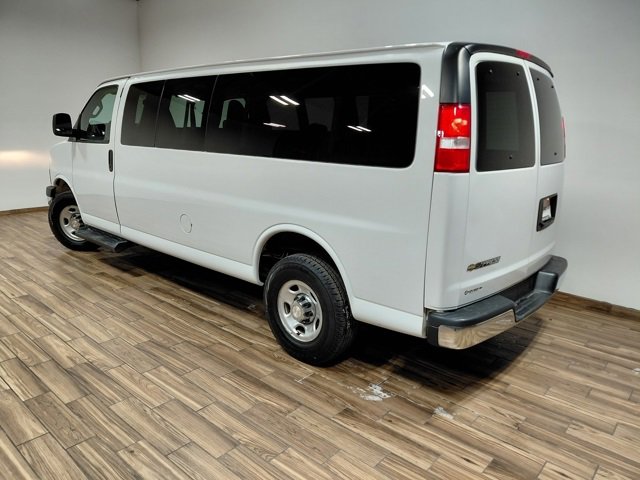 Used 2019 Chevrolet Express 3500 LT w/ LT Preferred Equipment Group image 17