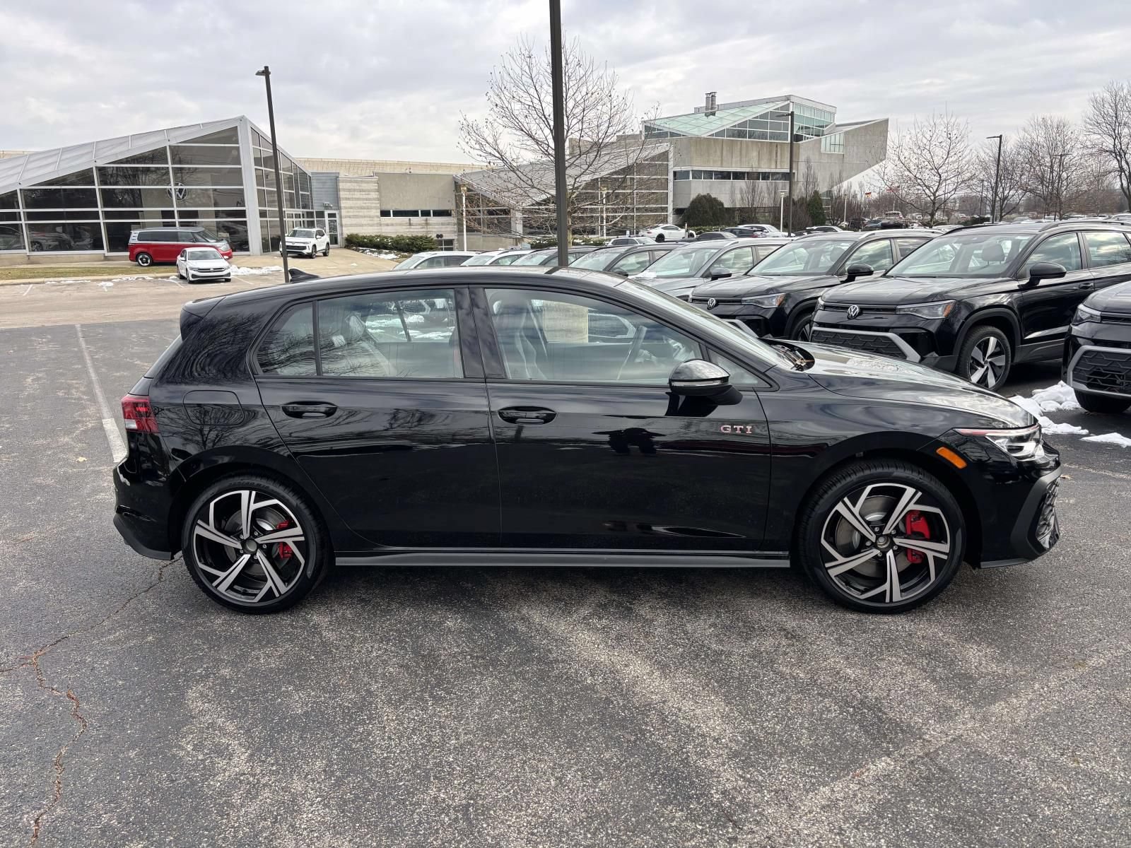 New 2026 Volkswagen GTI SE FWD image 8