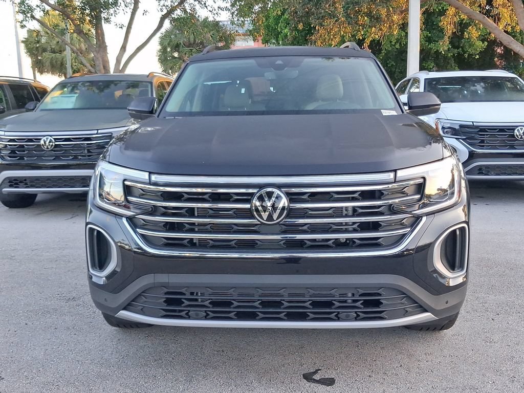 New 2026 Volkswagen Atlas SE FWD image 2