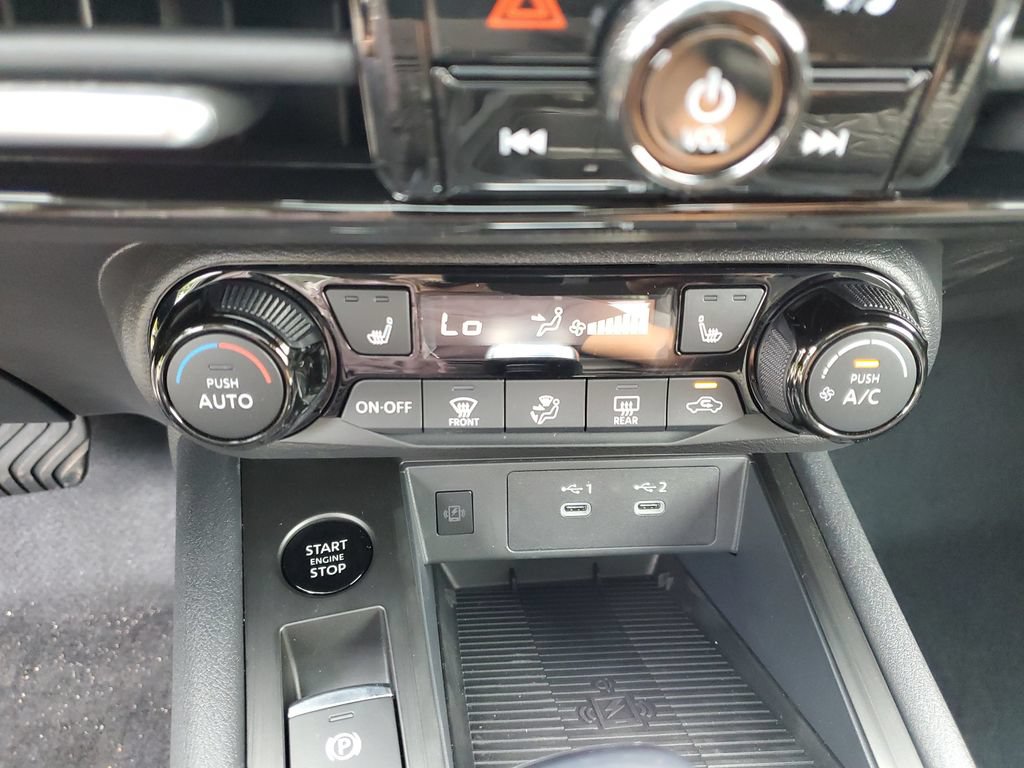 New 2026 Nissan Kicks SV w/ SV Premium Package FWD image 29