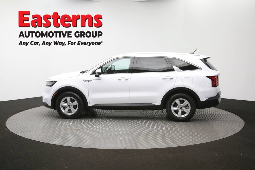 Used 2023 Kia Sorento LX FWD image 59