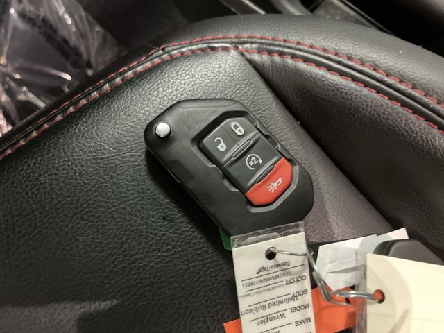 Used 2021 Jeep Wrangler Unlimited Rubicon AWD/4WD image 27