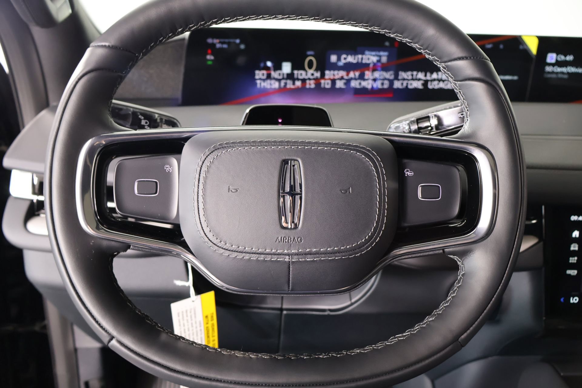 New 2026 Lincoln Navigator Reserve AWD/4WD image 3
