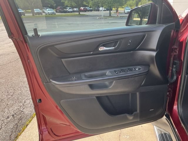 Used 2015 Chevrolet Traverse LT FWD image 16
