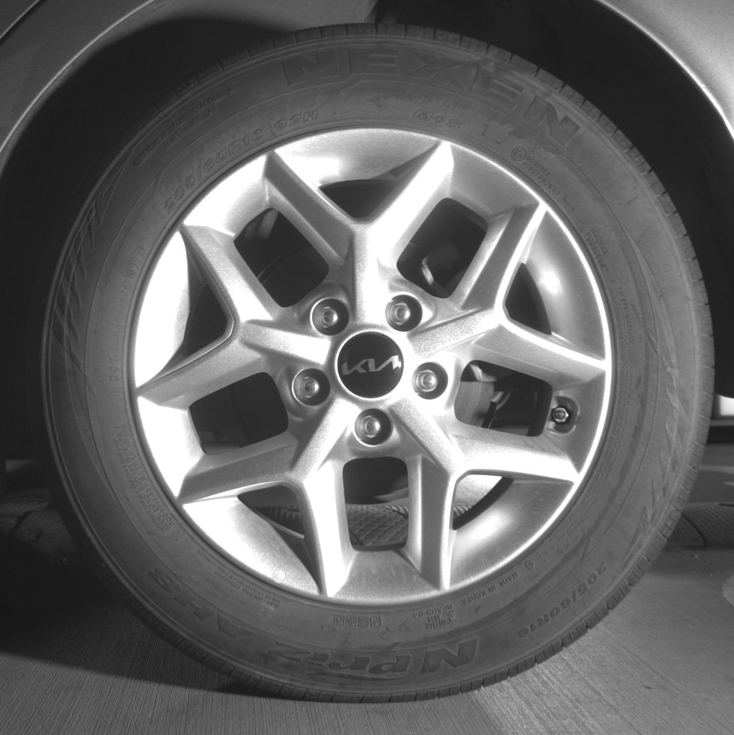 Used 2025 Kia Soul LX w/ LX Technology Package FWD image 14