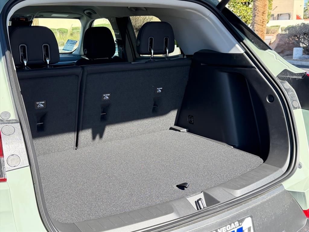 New 2026 Chevrolet TrailBlazer LT w/ Convenience Package FWD image 8