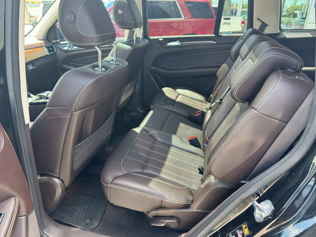 Used 2019 Mercedes-Benz GLS 450 4MATIC image 19