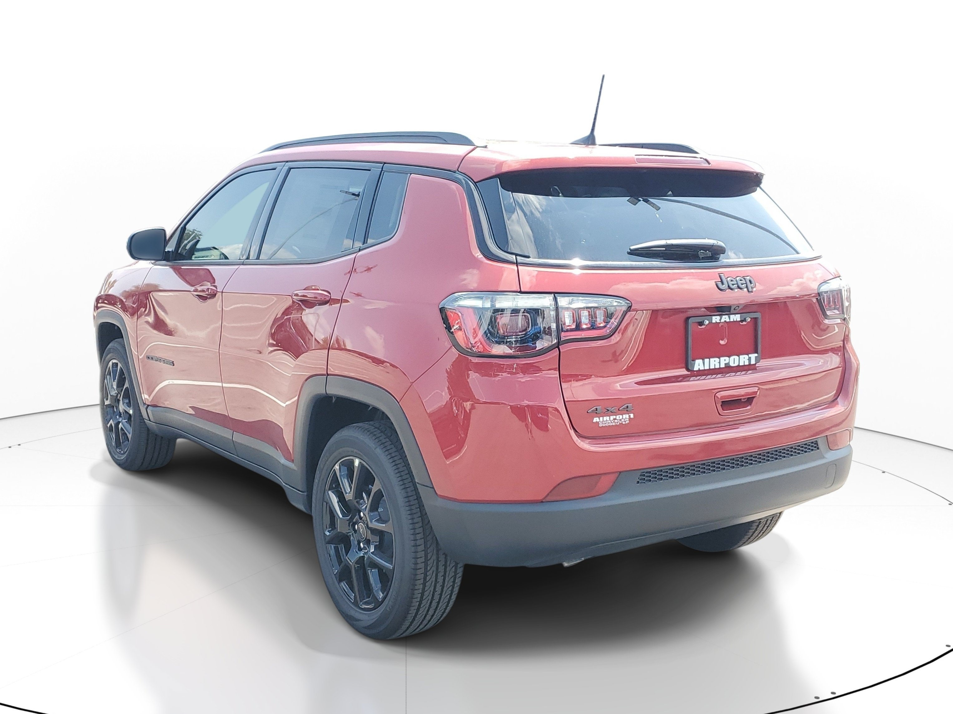 New 2026 Jeep Compass Latitude AWD/4WD image 4