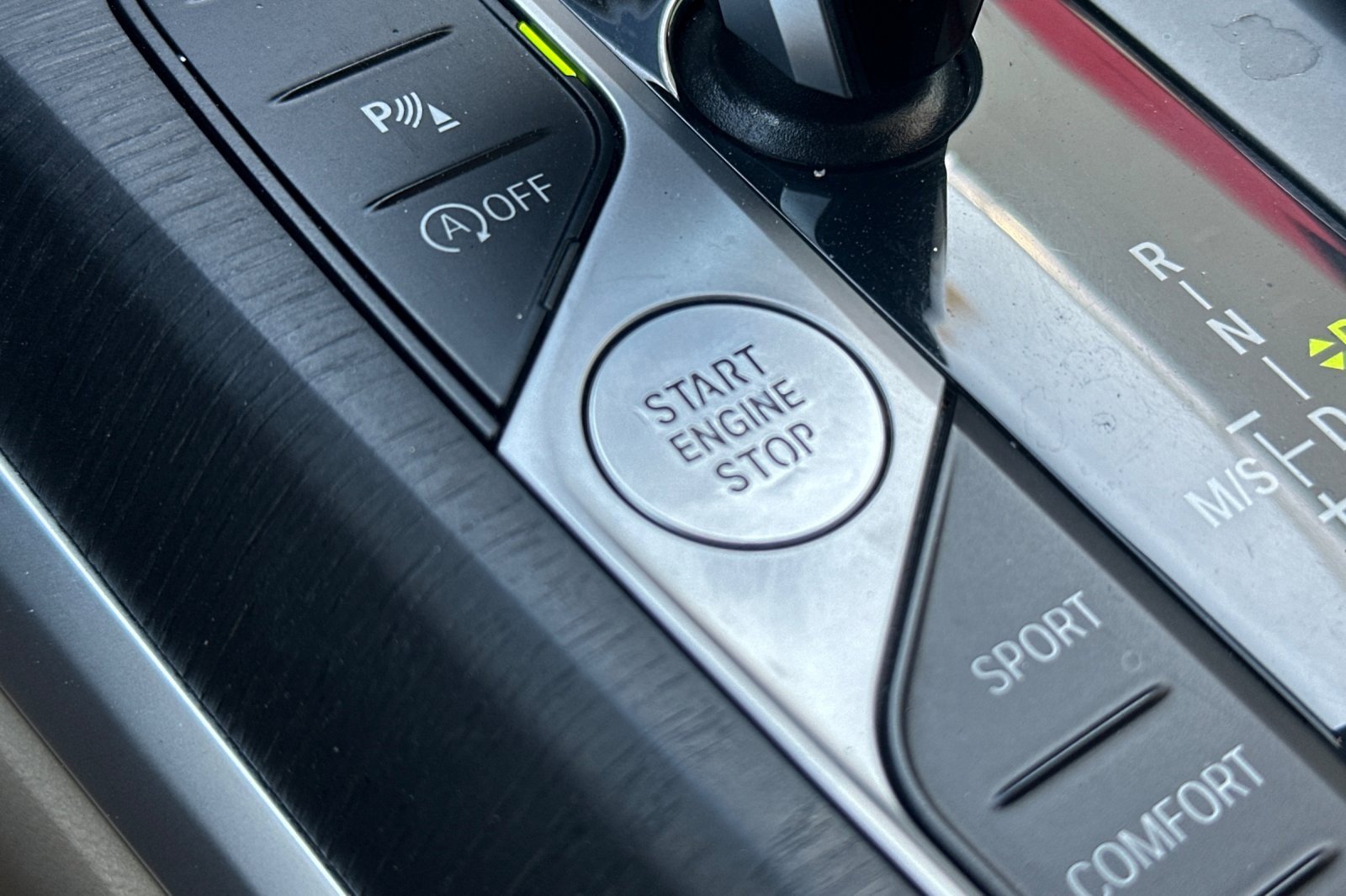 Used 2023 BMW 430i Convertible w/ Convenience Package image 21