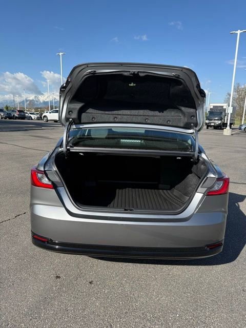 New 2026 Toyota Camry XLE AWD/4WD image 11