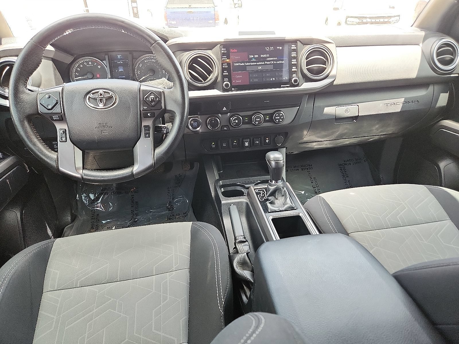 Used 2020 Toyota Tacoma TRD Off-Road w/ Technology Package AWD/4WD image 9