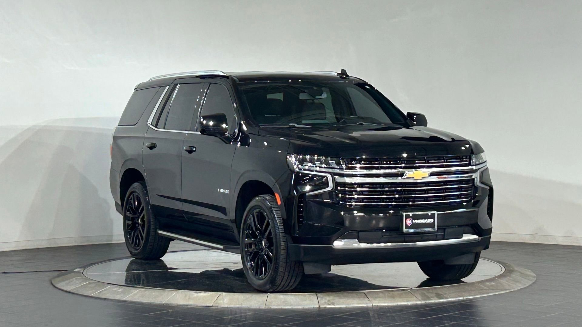 Used 2021 Chevrolet Tahoe LT w/ Rear Media and Nav Package AWD/4WD image 2