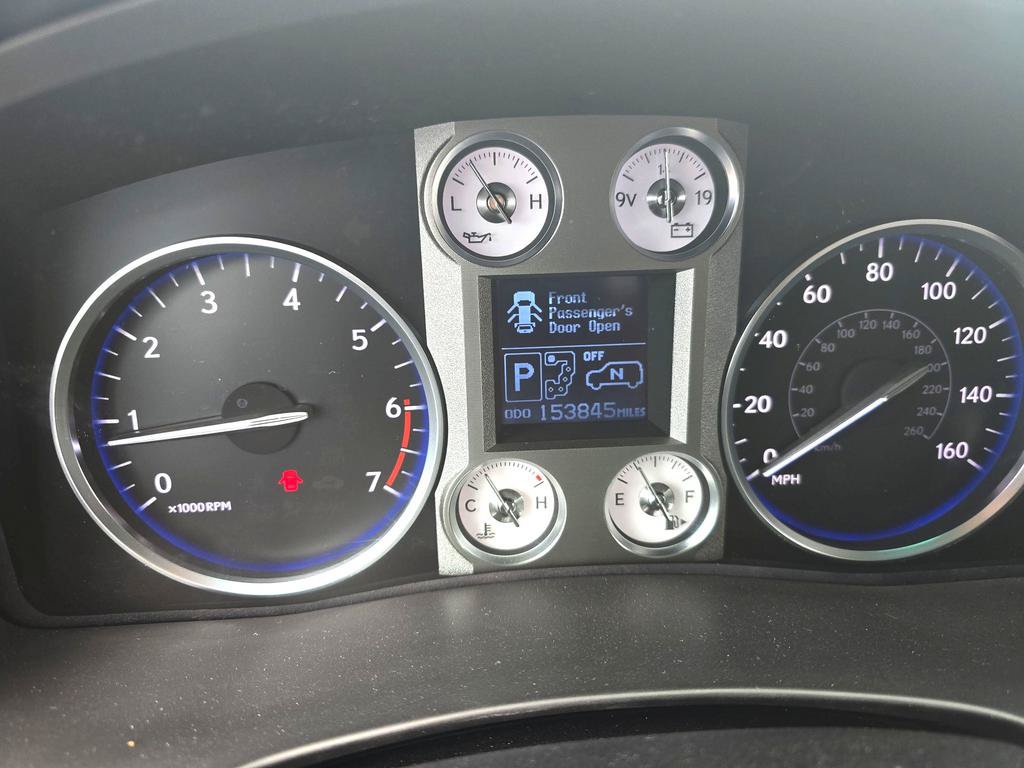 Used 2010 Lexus LX 570 4WD image 18