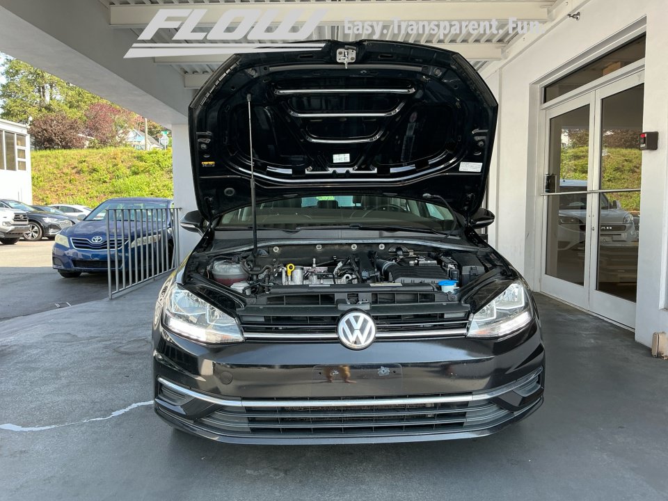 Used 2021 Volkswagen Golf 4-Door FWD image 20
