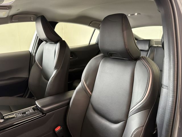 Used 2025 Toyota Prius XLE image 19
