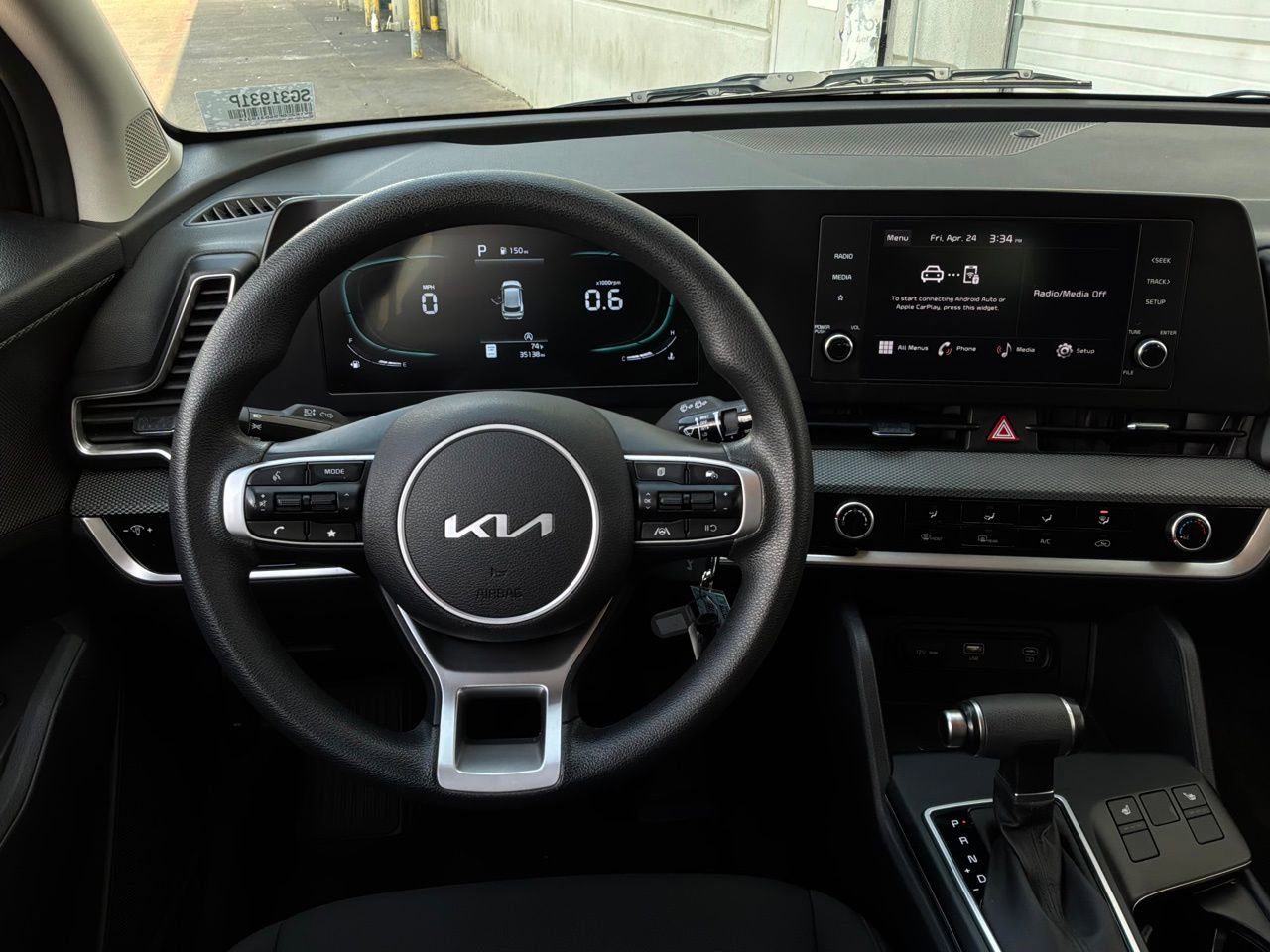 Used 2025 Kia Sportage LX AWD/4WD image 13