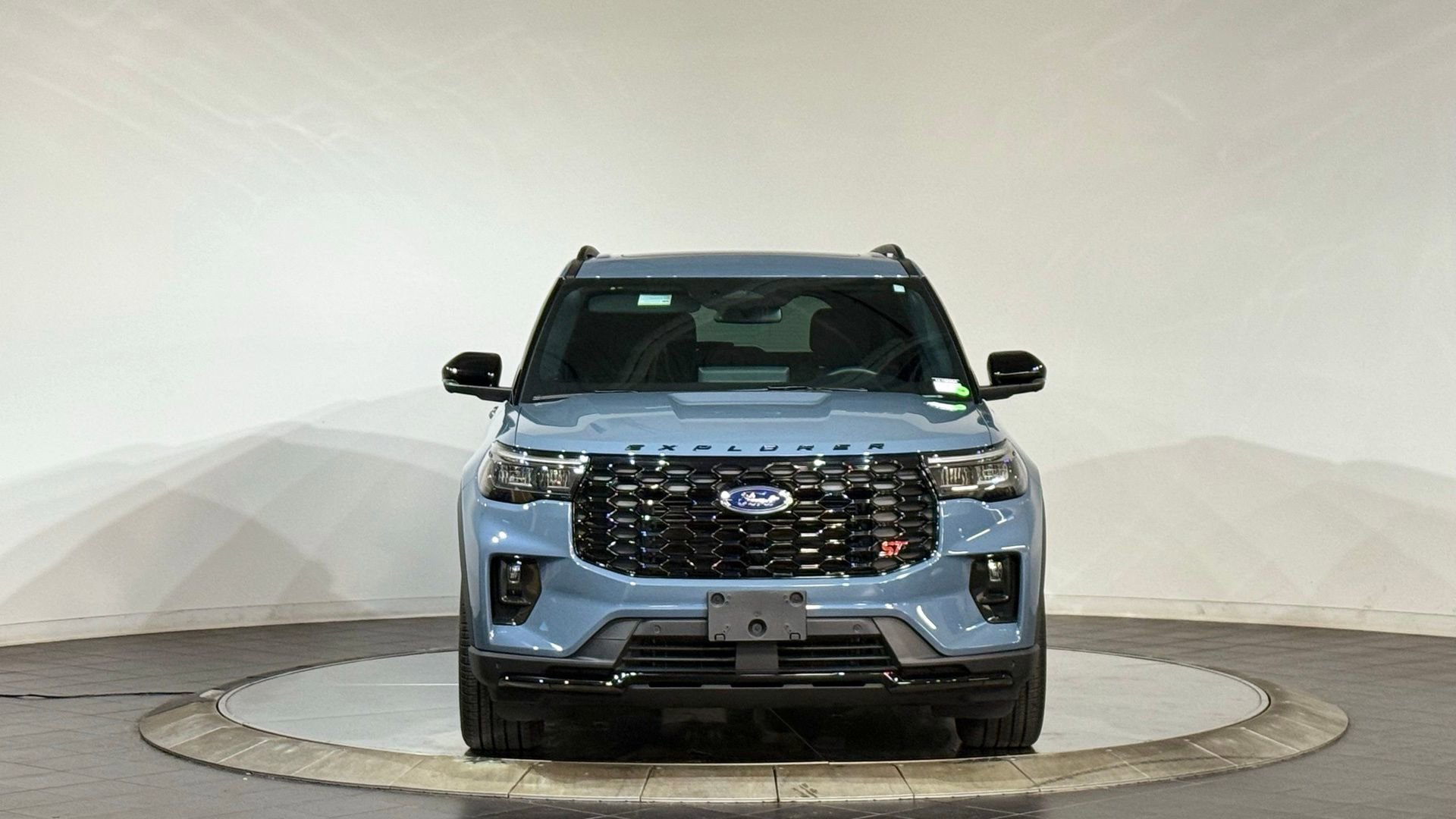 Used 2025 Ford Explorer ST w/ Sun And Sound Package image 3