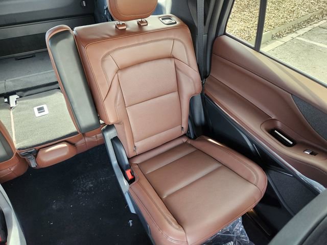 New 2026 Lincoln Navigator Reserve image 15