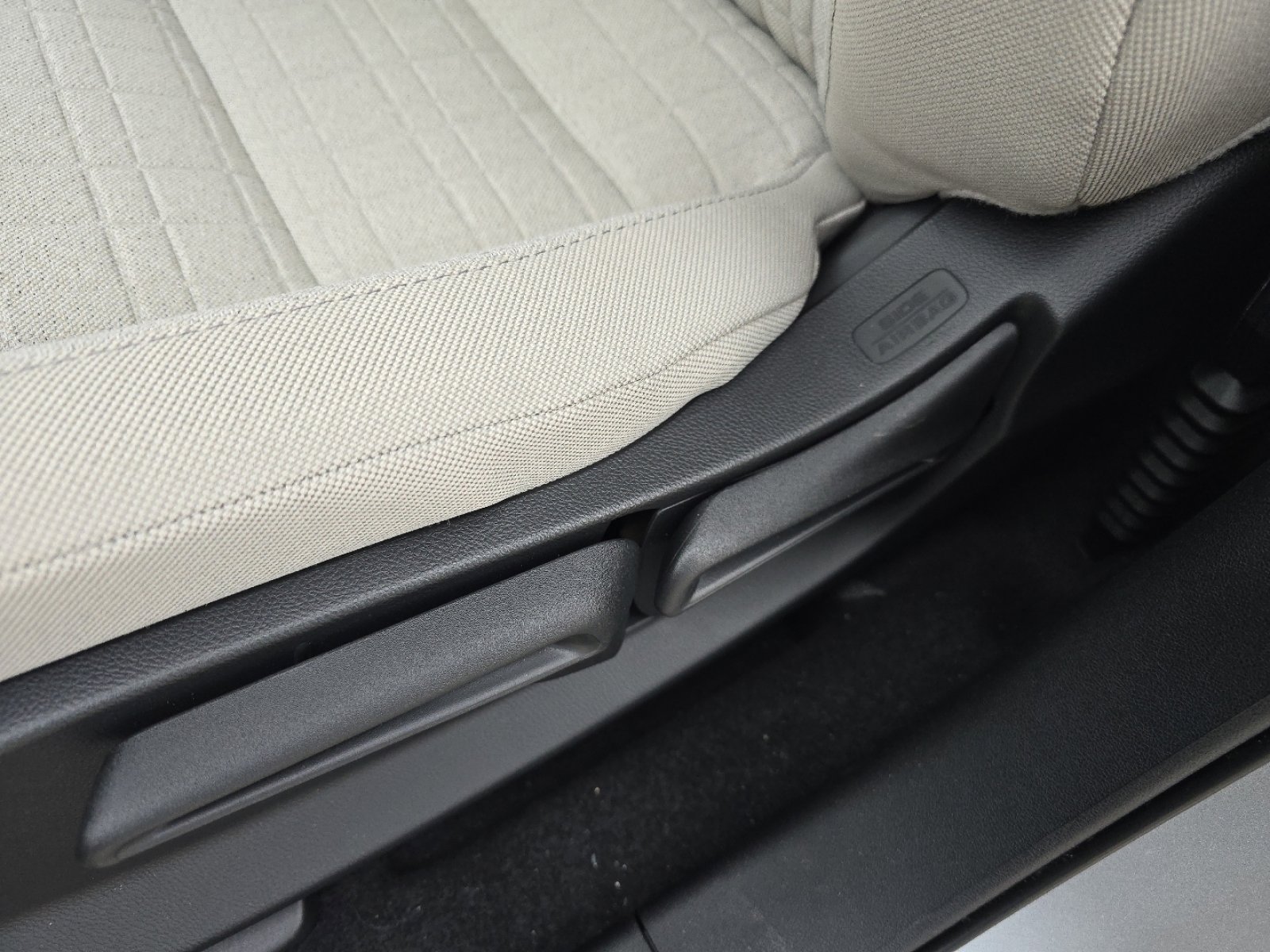 New 2026 Honda HR-V LX image 22