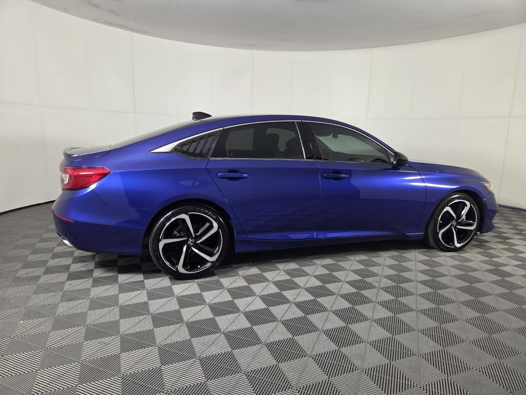 Used 2022 Honda Accord Sport image 4